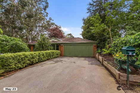 1 Jacksons Hill Rd, Menzies Creek, VIC 3159