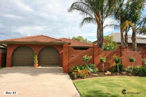 90 Lochside Dr, West Lakes, SA 5021