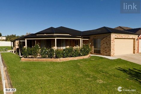 15 Winnell Ct, Thurgoona, NSW 2640