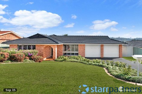 8 Torrens Pl, Kearns, NSW 2558