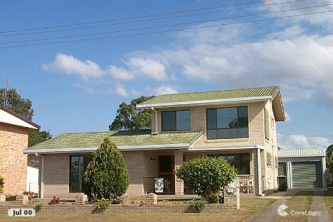 17 Moonbi St, Scarness, QLD 4655