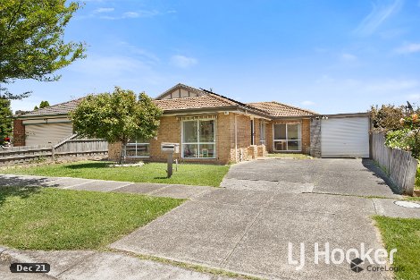 35 Scarborough Ave, Cranbourne West, VIC 3977