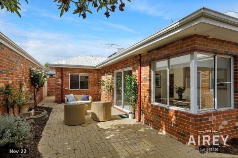 5 Forbes Rd, Applecross, WA 6153