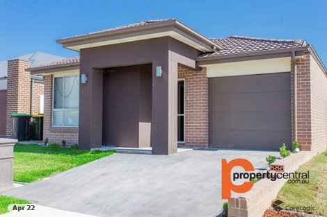 13 Voyager Ct, Jordan Springs, NSW 2747