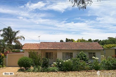 34 Lyndhurst Rd, Kalamunda, WA 6076