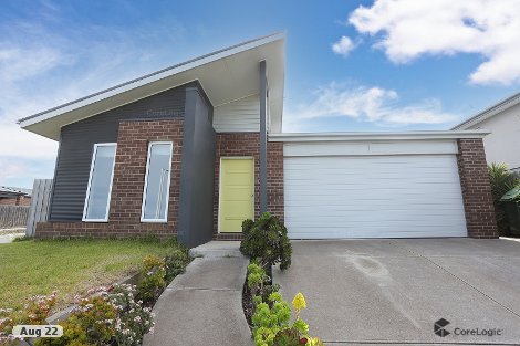 8 Bodega St, Waurn Ponds, VIC 3216