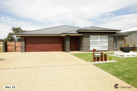 14 Marylands Way, Bourkelands, NSW 2650