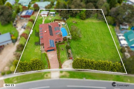 8 Kooralinga Dr, Wandong, VIC 3758