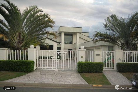 18 Staysail Cres, Clear Island Waters, QLD 4226