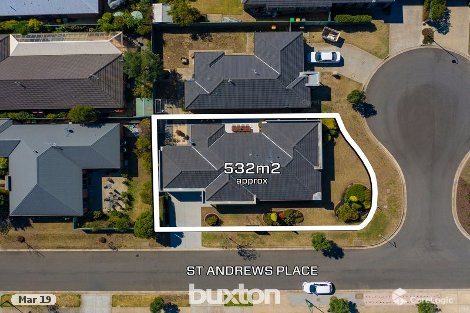 42 St Andrews Pl, Lake Gardens, VIC 3355