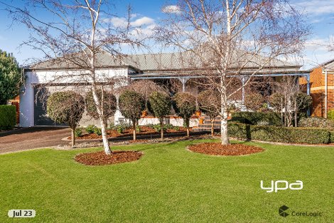 9 Mayfin Ct, Sunbury, VIC 3429