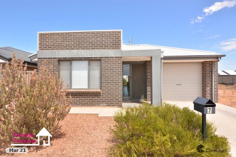 7 Gale St, Whyalla Jenkins, SA 5609