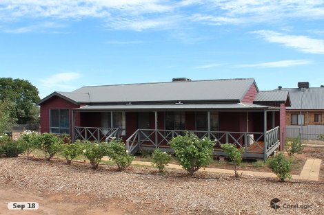 2 Sixth St, Napperby, SA 5540