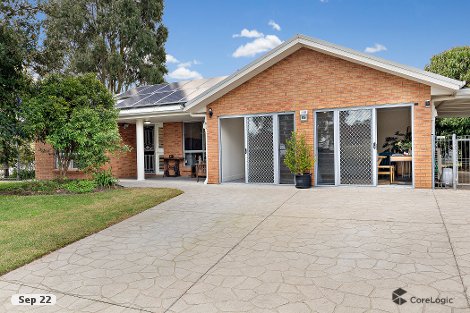 89 Ferraby Dr, Metford, NSW 2323