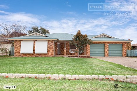 30 Langi Cres, Glenfield Park, NSW 2650