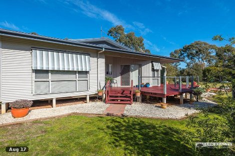 94 Cairn Curran Hall Rd, Baringhup, VIC 3463