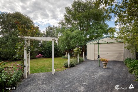 8 Giles Rd, Trafalgar, VIC 3824