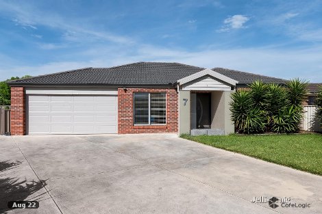 7 Begonia Ct, Delacombe, VIC 3356