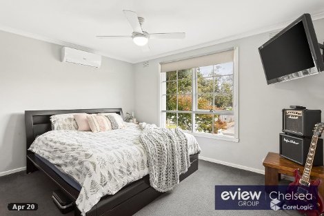 12 Raphael Cres, Frankston, VIC 3199