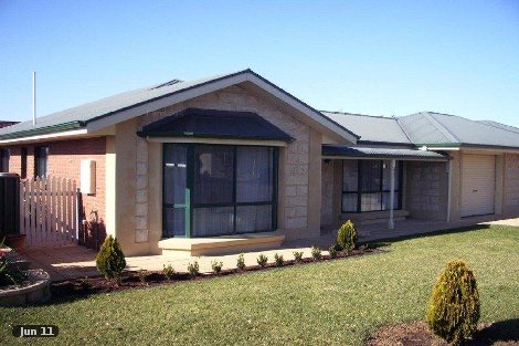 12 Tatiara Tce, Bordertown, SA 5268