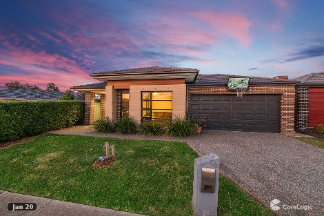 16 Dash Dr, Cranbourne East, VIC 3977