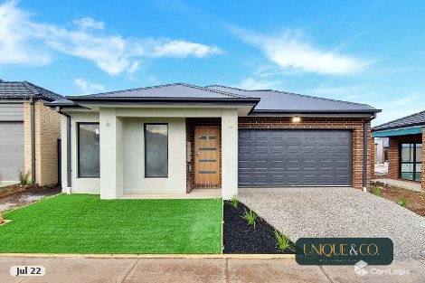 4 Stacey Pde, Mount Cottrell, VIC 3024