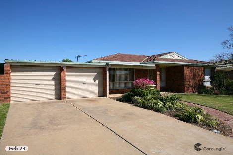 11 Langi Cres, Glenfield Park, NSW 2650