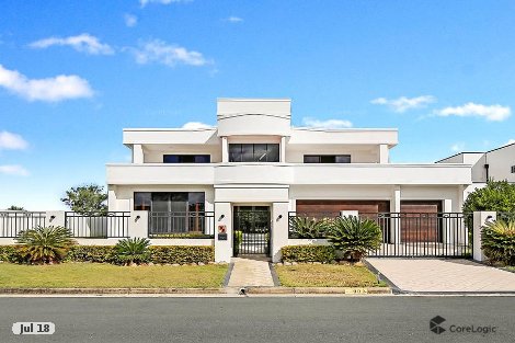 90 Cabana Bvd, Benowa, QLD 4217