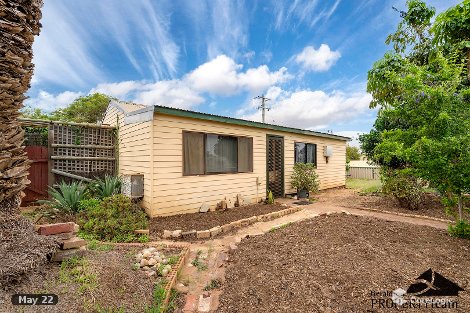 229a First St, Wonthella, WA 6530