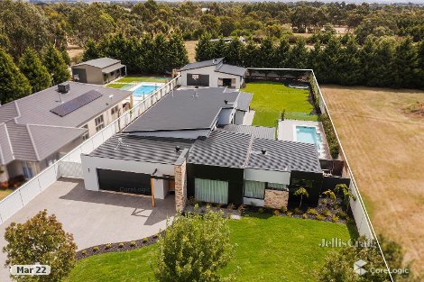 97 Launchley Dr, Cardigan, VIC 3352