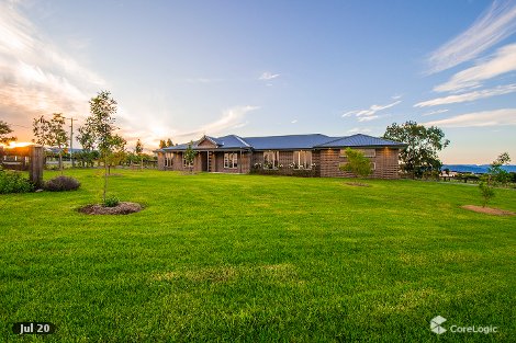 1a Somerset Pl, Scone, NSW 2337