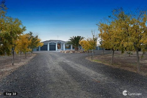 370 Tower Hill Dr, Lovely Banks, VIC 3213