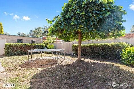 17 Naranghi Dr, Strathdale, VIC 3550