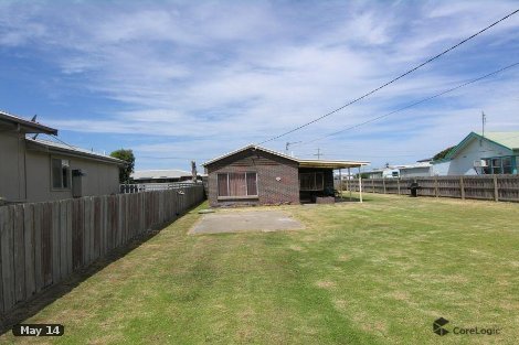 18 Ellen Ave, Seaspray, VIC 3851