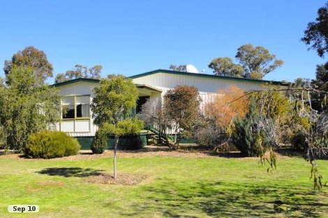 13 Mount St, Melrose, SA 5483