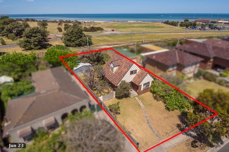 92 Simmons Dr, Seaholme, VIC 3018