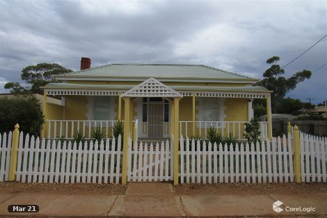 92 Queen St, Peterborough, SA 5422