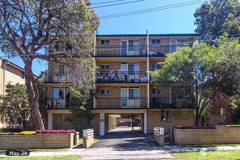 4/4 Bank St, Meadowbank, NSW 2114