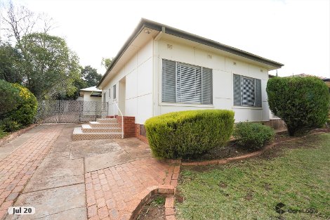 17 Noorilla St, Griffith, NSW 2680