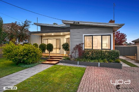 359 Forest St, Wendouree, VIC 3355