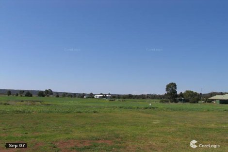 27 Stanley St, Pittsworth, QLD 4356