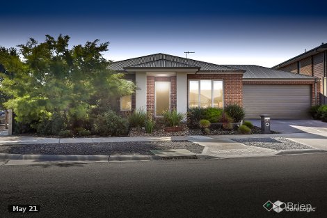 18 Lunar Way, Fraser Rise, VIC 3336