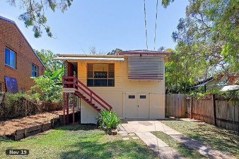 58 Alastair St, Lota, QLD 4179