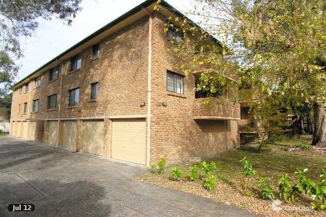 2/205 Albany St, Point Frederick, NSW 2250