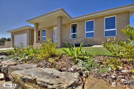 70 Clifton St, Bourkelands, NSW 2650