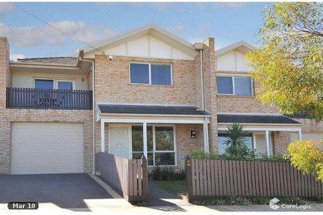 2/10 Pines Gr, Oak Park, VIC 3046