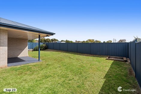 5 Esmond St, Rockville, QLD 4350