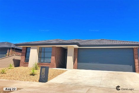 19 Royal York Rd, Winter Valley, VIC 3358