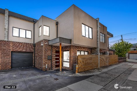 2/1 Prince Edward Ave, Mckinnon, VIC 3204