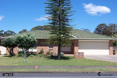 1/120 The Southern Parkway, Forster, NSW 2428